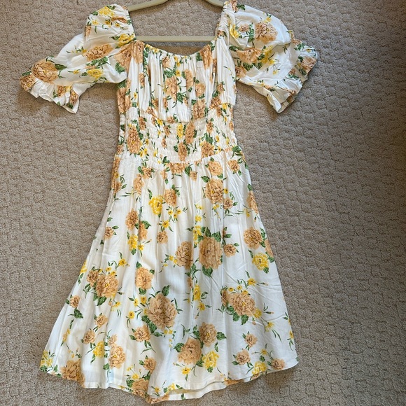 Faithfull the Brand floral print mini dress size US 4/S - Picture 4 of 6